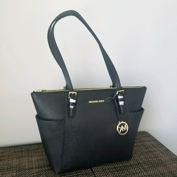 Michael Kors satchel - Picture 1 of 14